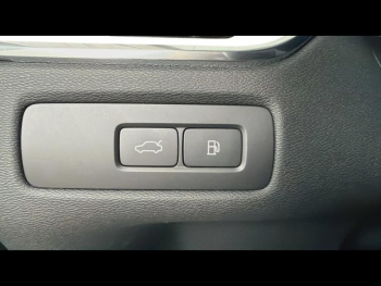 Photo 18 du bon plan VOLVO XC60 T6 Hybride Rechargeable 335ch Plus Style Chrome Geartronic 8 occasion à 65900 €