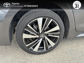 Photo 16 du bon plan TOYOTA Corolla Touring Spt 1.8 140ch Design MY25 occasion à 28990 €