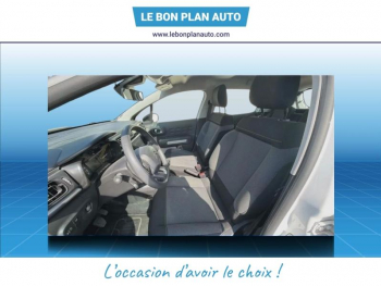 Photo 11 du bon plan CITROEN C3 PureTech 110ch Graphic S&S E6.d 6cv occasion à 9490 €