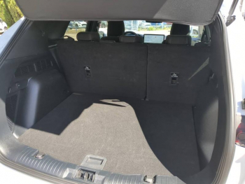 Photo 12 du bon plan FORD Kuga 2.5 Duratec 180ch Hybrid FlexiFuel Titanium Business Powershift occasion à 31790 €