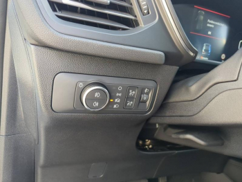 Photo 21 du bon plan FORD Kuga 2.5 Duratec 180ch Hybrid FlexiFuel Titanium Business Powershift occasion à 31790 €