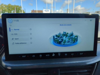 Photo 27 du bon plan FORD Kuga 2.5 Duratec 180ch Hybrid FlexiFuel Titanium Business Powershift occasion à 31790 €