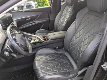 Photo 12 du bon plan PEUGEOT 3008 1.2 PureTech 130ch S&S Allure Pack EAT8 occasion à 19990 €