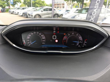 Photo 19 du bon plan PEUGEOT 3008 1.2 PureTech 130ch S&S Allure Pack EAT8 occasion à 19990 €