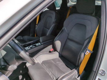 Photo 16 du bon plan VOLVO XC60 T8 AWD 318 + 87ch Polestar Engineered Geartronic occasion à 35990 €