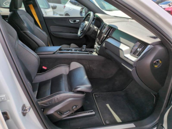 Photo 18 du bon plan VOLVO XC60 T8 AWD 318 + 87ch Polestar Engineered Geartronic occasion à 35990 €