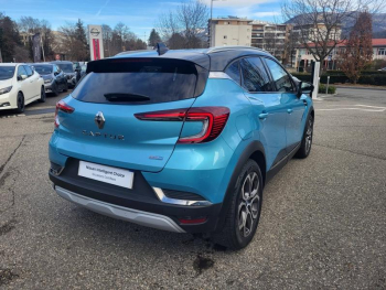 Photo 16 du bon plan RENAULT Captur 1.6 E-Tech hybride rechargeable 160ch Intens -21 occasion à 16990 €