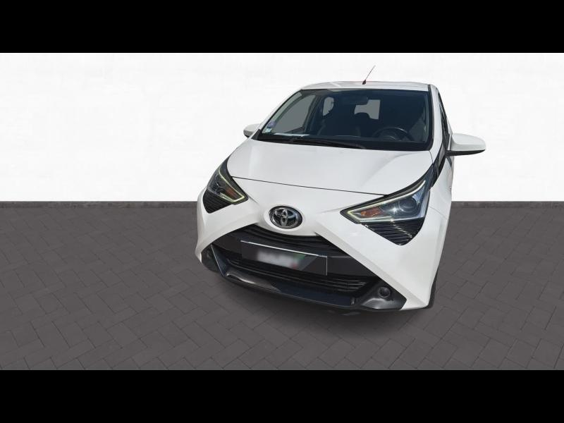 Bon plan TOYOTA Aygo 1.0 VVT-i 72ch x-play x-app 5p MC18 occasion à 9900 €