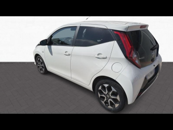 Photo 4 du bon plan TOYOTA Aygo 1.0 VVT-i 72ch x-play x-app 5p MC18 occasion à 9900 €