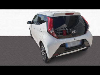 Photo 5 du bon plan TOYOTA Aygo 1.0 VVT-i 72ch x-play x-app 5p MC18 occasion à 9900 €