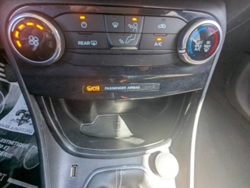 Photo 18 du bon plan FORD Puma 1.0 Flexifuel 125ch S&S mHEV Titanium occasion à 15980 €