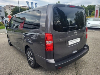 Photo 21 du bon plan TOYOTA ProAce Verso Long 2.0 180 D-4D Executive Techno BVA RC23 occasion à 37990 €