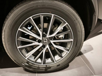 Photo 7 du bon plan LEXUS NX 350h Pack Business 2WD MY25 occasion à 52890 €