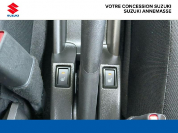 Photo 22 du bon plan SUZUKI Swift 1.2 Dualjet Hybrid 83ch Pack AllGrip occasion à 15990 €