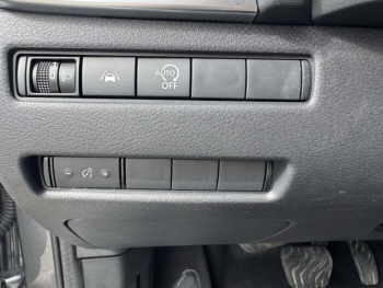 Photo 27 du bon plan NISSAN Qashqai 1.3 Mild Hybrid 158ch N-Connecta 4x4 Xtronic occasion à 24490 €