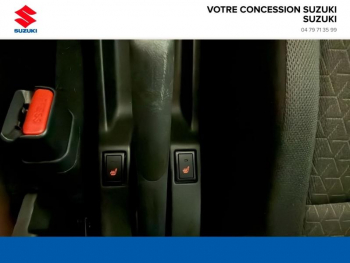Photo 12 du bon plan SUZUKI Swift 1.2 Dualjet Hybrid 83ch Pack occasion à 17990 €