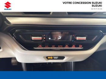 Photo 13 du bon plan SUZUKI Swift 1.2 Dualjet Hybrid 83ch Pack occasion à 17990 €