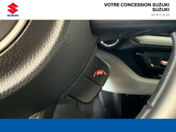 Photo 21 du bon plan SUZUKI Swift 1.2 Dualjet Hybrid 83ch Pack occasion à 17990 €
