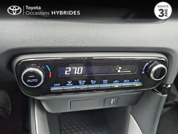 Photo 21 du bon plan TOYOTA Yaris 116h Dynamic Business 5p + Programme Beyond Zero Academy MY22 occasion à 20390 €