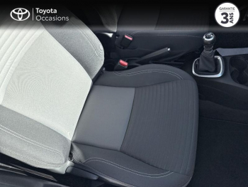 Photo 6 du bon plan TOYOTA Yaris 110 VVT-i France Connect 5p MY19 occasion à 11490 €
