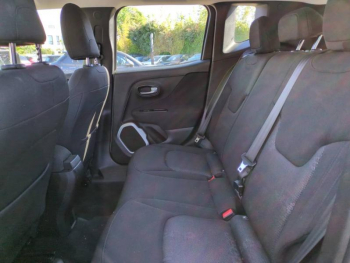 Photo 16 du bon plan JEEP Renegade 1.4 MultiAir S&S 140ch Longitude occasion à 9790 €
