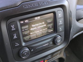 Photo 24 du bon plan JEEP Renegade 1.4 MultiAir S&S 140ch Longitude occasion à 9790 €