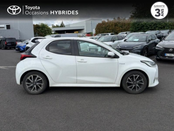 Photo 17 du bon plan TOYOTA Yaris 116h Design 5p occasion à 15490 €