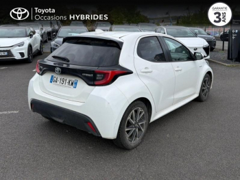 Photo 18 du bon plan TOYOTA Yaris 116h Design 5p occasion à 15490 €