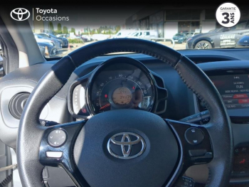 Photo 13 du bon plan TOYOTA Aygo 1.0 VVT-i 72ch x-play 5p MY20 occasion à 11490 €