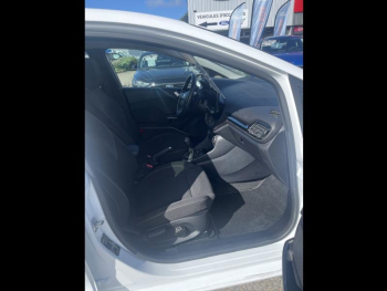 Photo 15 du bon plan FORD Fiesta 1.0 Flexifuel 95ch Titanium Business 5p occasion à 16890 €