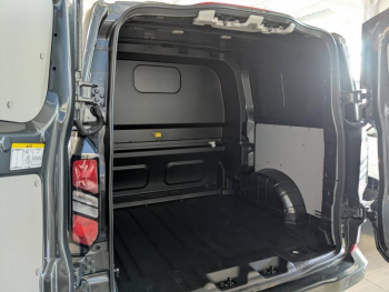Photo 6 du bon plan FORD Transit Custom Fg VUL 320 L1H1 2.0 EcoBlue 170ch Cabine Approfondie Limited BVA8 occasion à 49900 €