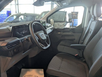 Photo 7 du bon plan FORD Transit Custom Fg VUL 320 L1H1 2.0 EcoBlue 170ch Cabine Approfondie Limited BVA8 occasion à 49900 €