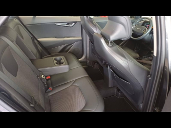 Photo 11 du bon plan KIA Niro 1.6 GDi 141ch HEV Active DCT6 occasion à 22900 €