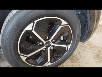 Photo 19 du bon plan KIA Niro 1.6 GDi 141ch HEV Active DCT6 occasion à 22900 €