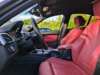Photo 15 du bon plan BMW Série 3 318iA 136ch Sport Pack Sport Shadow Euro6d-T occasion à 18900 €
