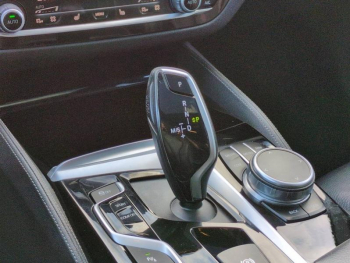 Photo 23 du bon plan BMW Série 5 520dA xDrive 190ch M Sport Steptronic occasion à 24900 €