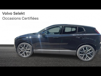 Photo 2 du bon plan VOLVO EX30 Single Extended Range 272ch Black Edition occasion à 43900 €
