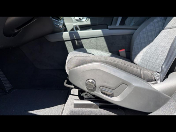 Photo 16 du bon plan VOLVO XC60 T6 Hybride Rechargeable 253 + 145ch Start Geartronic 8 AWD occasion à 59900 €