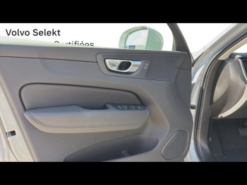 Photo 17 du bon plan VOLVO XC60 T6 Hybride Rechargeable 253 + 145ch Start Geartronic 8 AWD occasion à 59900 €