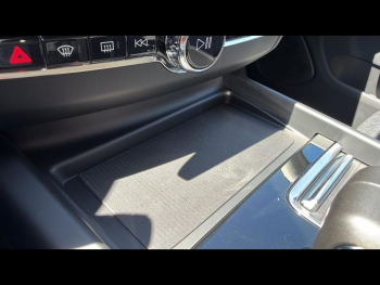 Photo 21 du bon plan VOLVO XC60 T6 Hybride Rechargeable 253 + 145ch Start Geartronic 8 AWD occasion à 59900 €