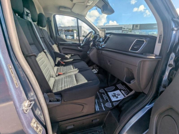 Photo 12 du bon plan FORD Transit Custom Fg VUL 280 L1H1 2.0 EcoBlue 130 S&S Limited BVA6 7cv occasion à 29495 €
