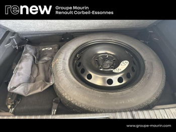 Photo 16 du bon plan RENAULT Captur 1.6 E-Tech hybride 145ch Techno occasion à 21480 €