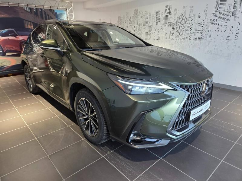 Bon plan LEXUS NX 450h+ Luxe 4WD MY25 occasion à 48990 €