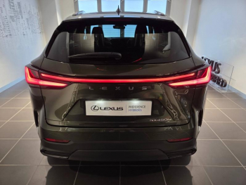 Photo 18 du bon plan LEXUS NX 450h+ Luxe 4WD MY25 occasion à 48990 €