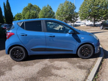 Photo 5 du bon plan HYUNDAI i10 1.0 66ch UEFA EURO 2016 occasion à 6990 €