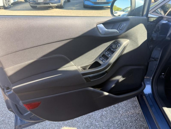 Photo 9 du bon plan FORD Fiesta 1.1 75ch Titanium Business 5p occasion à 13490 €