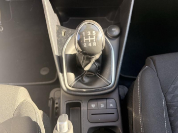 Photo 22 du bon plan FORD Fiesta 1.1 75ch Titanium Business 5p occasion à 13490 €