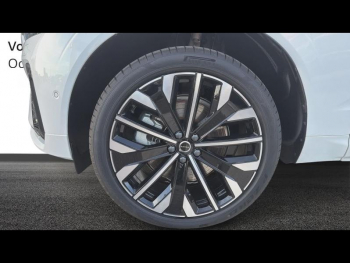 Photo 8 du bon plan VOLVO XC60 T6 Hybride Rechargeable 253 + 145ch Ultra Style Dark Geartronic 8 AWD occasion à 69900 €