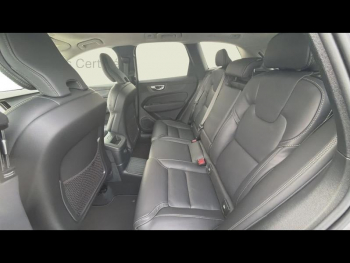 Photo 12 du bon plan VOLVO XC60 T6 Hybride Rechargeable 350ch Plus Style Dark Geartronic 8 AWD occasion à 68490 €