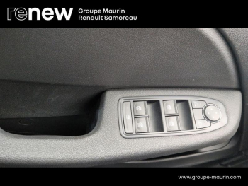 Photo 19 du bon plan RENAULT Clio 1.5 dCi 100ch Evolution - 25 occasion à 16400 €